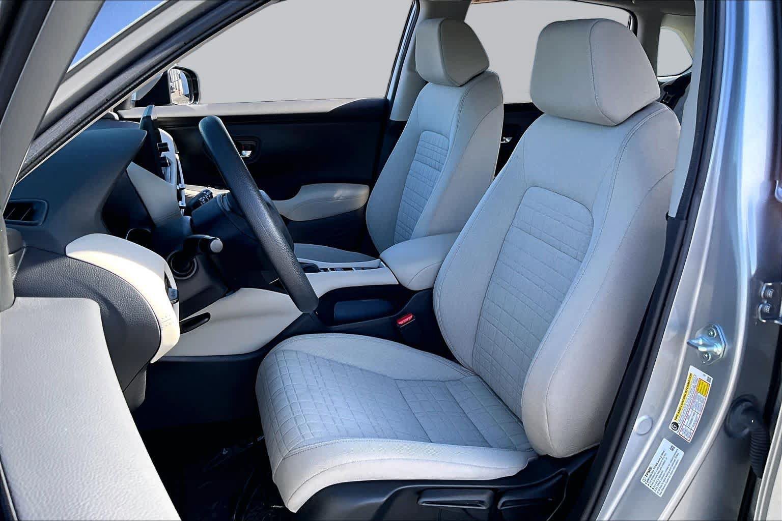 Used 2024 Honda HR-V LX image 8