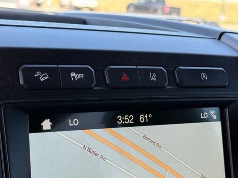 Used 2018 Ford Expedition XLT w/ Equipment Group 202A image 26