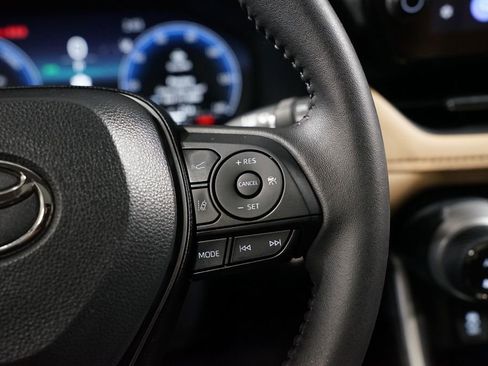 Used 2024 Toyota RAV4 Limited image 13