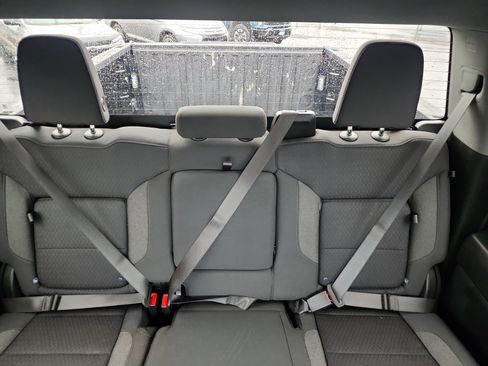 Used 2023 Chevrolet Silverado 1500 Custom image 21