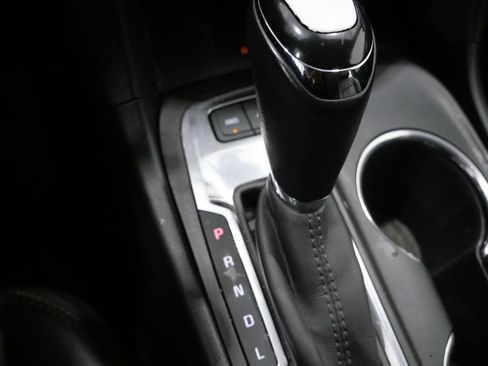 Used 2019 Chevrolet Equinox Premier AWD/4WD image 22