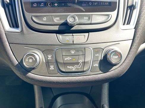 Used 2022 Chevrolet Malibu RS FWD image 15
