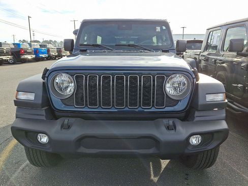 Used 2025 Jeep Wrangler Sport S image 2
