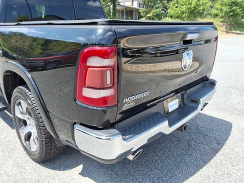 Used 2019 RAM 1500 Laramie RWD image 15