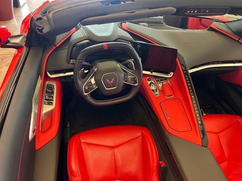 Used 2023 Chevrolet Corvette Stingray Preferred Conv w/ Battery Protection Package RWD image 8