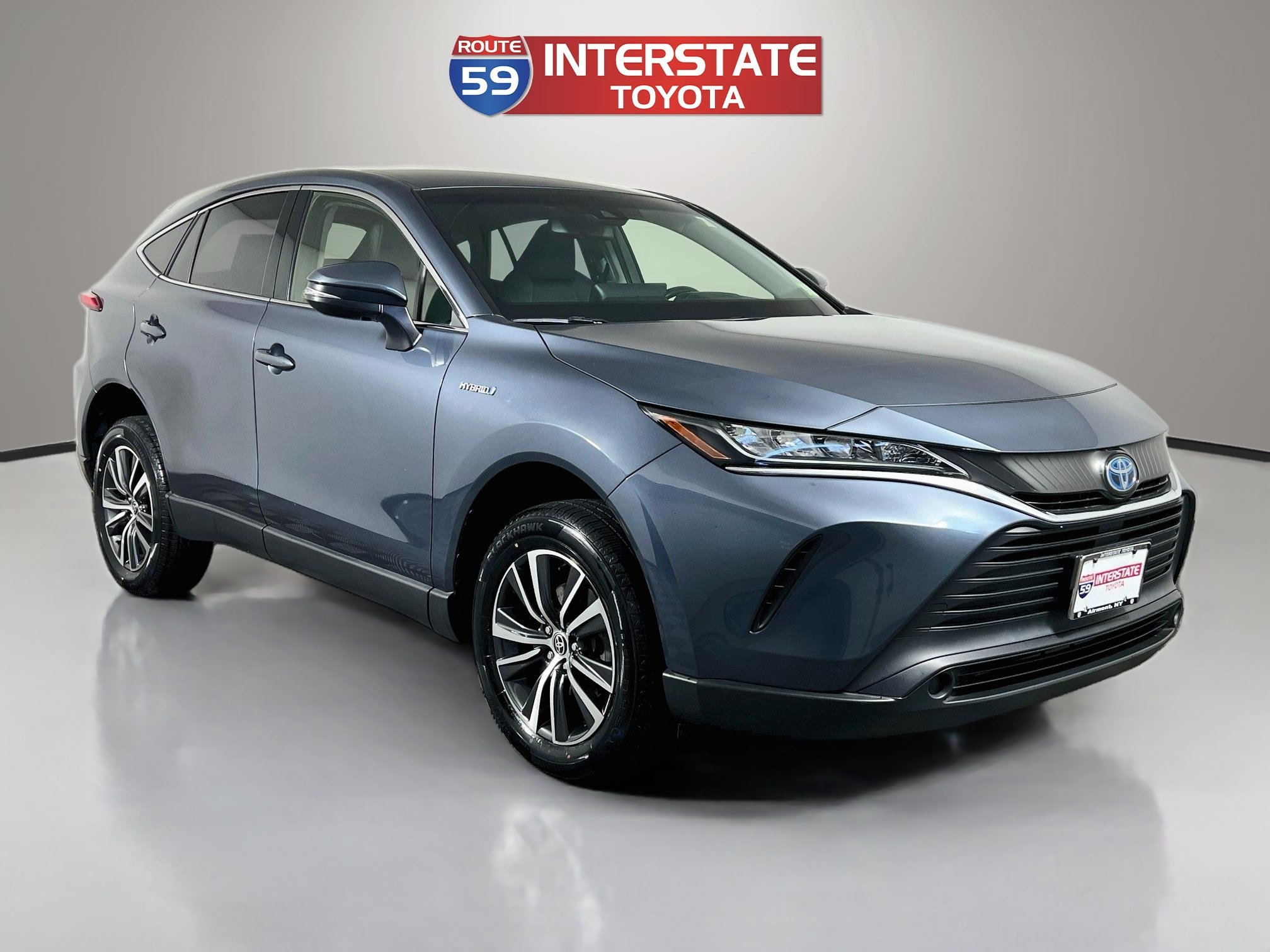 Certified 2021 Toyota Venza LE AWD/4WD image 1