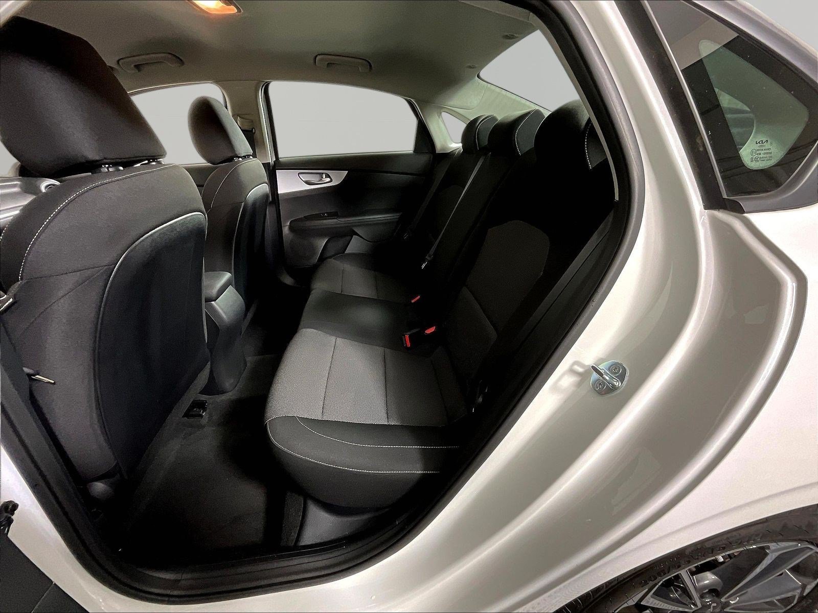 Used 2024 Kia Forte LXS w/ LXS Technology Package FWD image 22