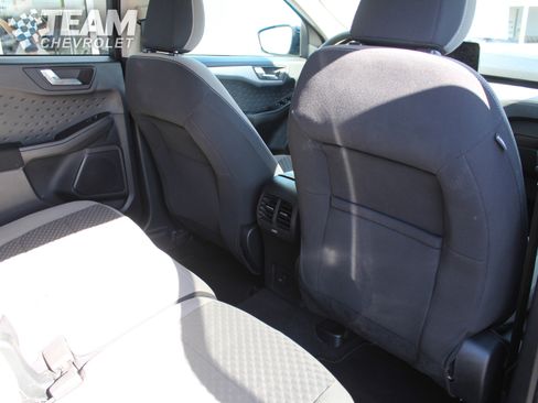 Used 2020 Ford Escape SE image 24