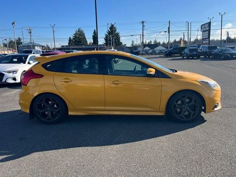Used 2013 Ford Focus ST image 7