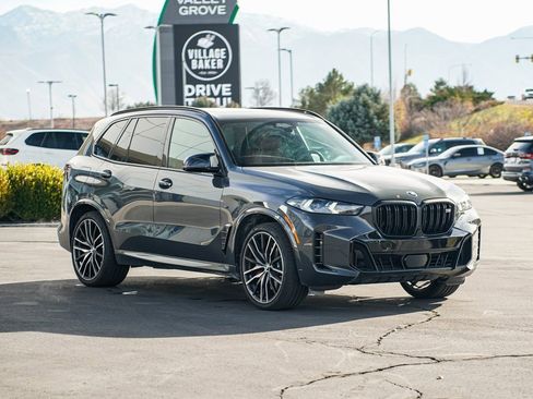 Used 2025 BMW X5 M60i image 3