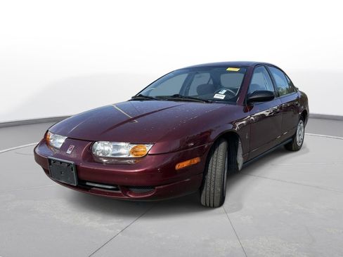 Used 2001 Saturn S-Series SL2 image 2