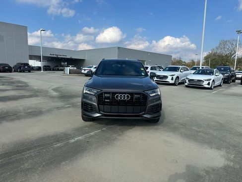Used 2022 Audi Q7 3.0T Prestige image 2