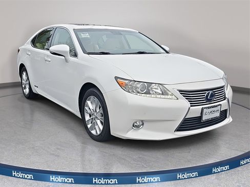 Used 2013 Lexus ES 300h image 3