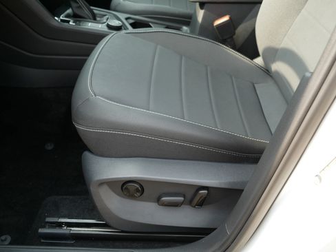 Used 2024 Volkswagen Taos SE AWD/4WD image 20