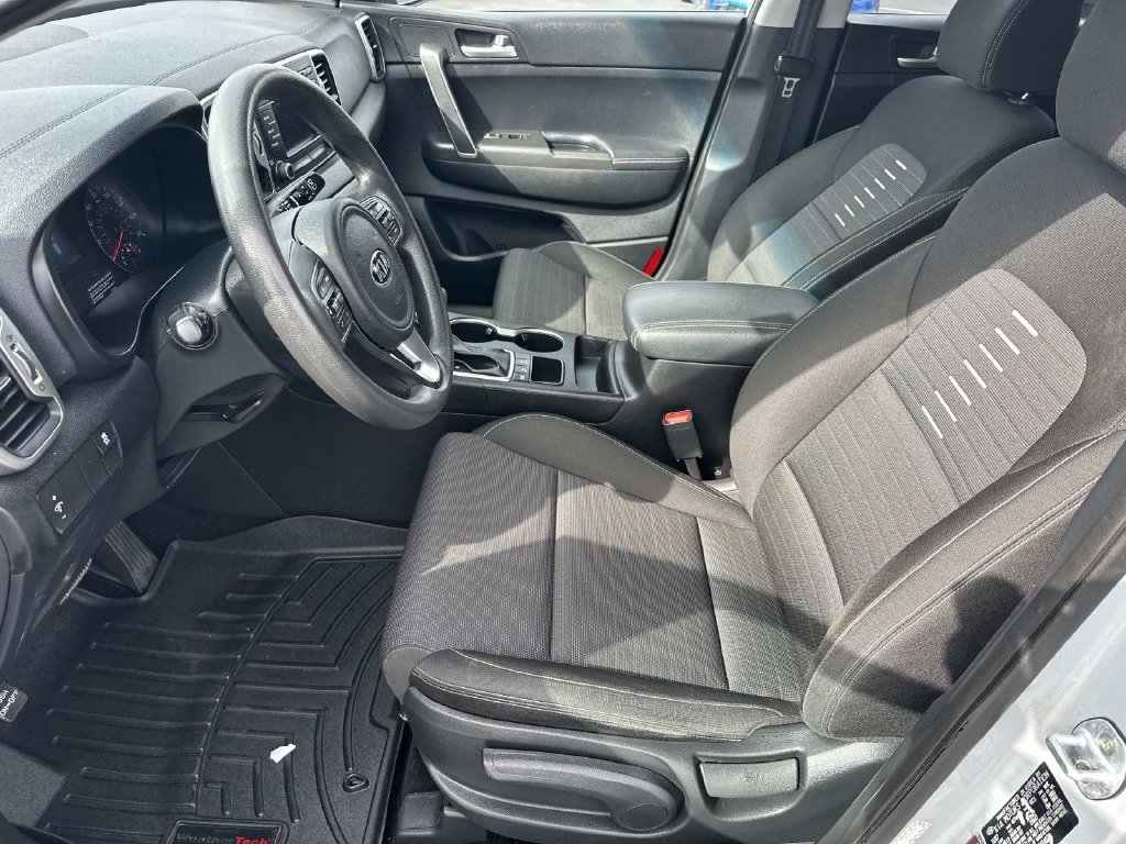 Used 2018 Kia Sportage LX AWD/4WD image 19