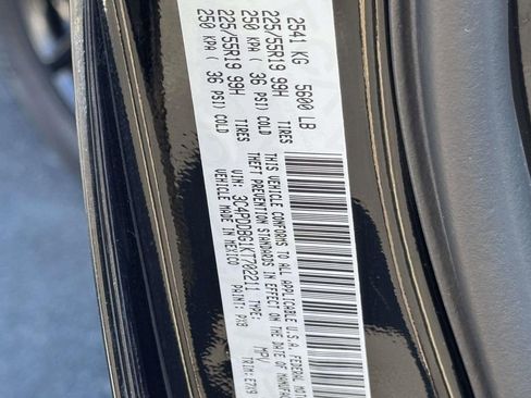 Used 2019 Dodge Journey SE w/ Premium Group image 30