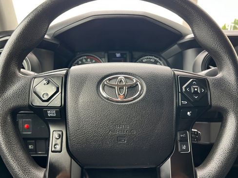 Certified 2022 Toyota Tacoma SR image 30