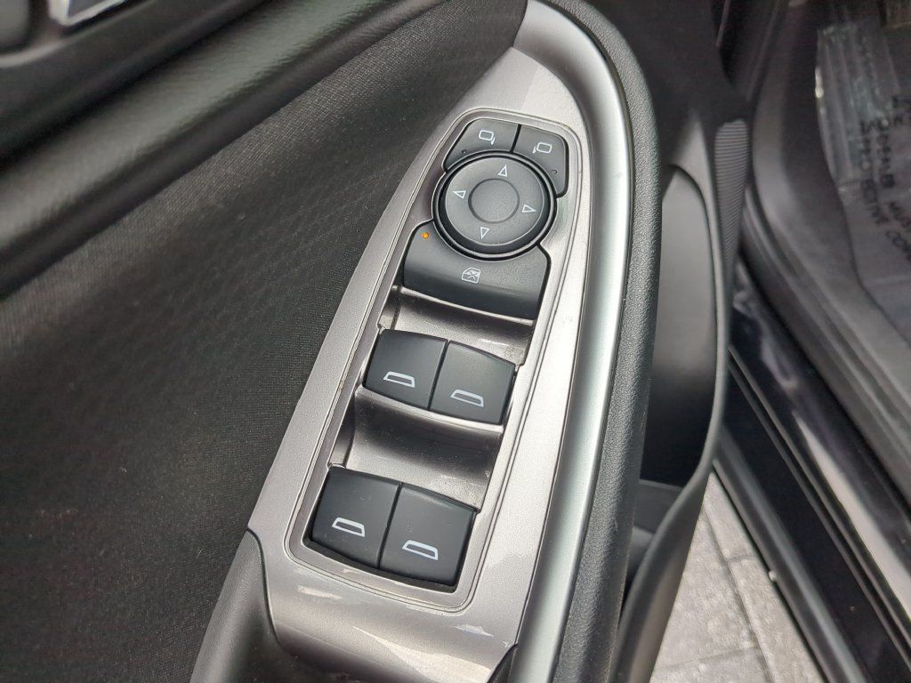 Used 2018 Chevrolet Malibu LS FWD image 15