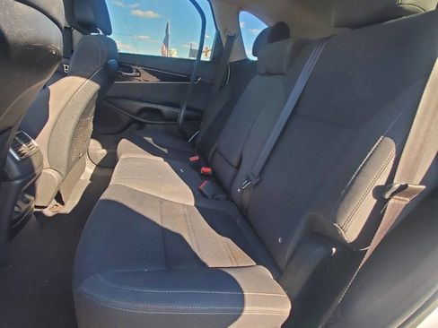 Used 2016 Kia Sorento AWD image 12