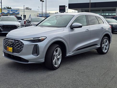 New 2026 Audi Q5 Premium Plus AWD/4WD image 3