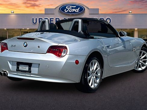 Used 2006 BMW Z4 3.0i RWD image 12