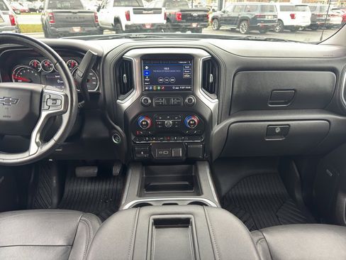 Used 2020 Chevrolet Silverado 1500 RST image 9