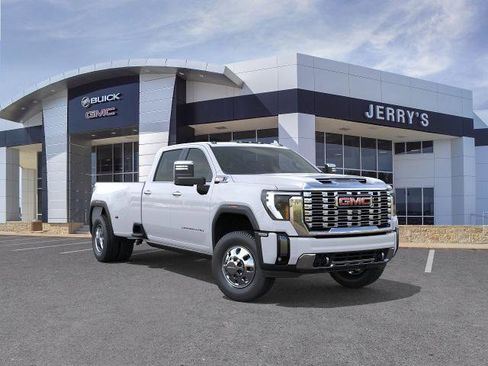 New 2026 GMC Sierra 3500 Denali w/ Denali Reserve Package image 25