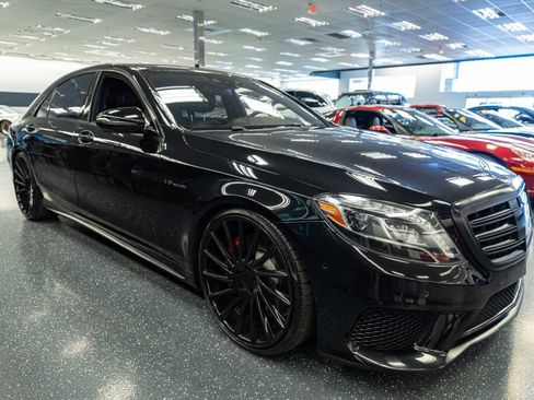 Used 2014 Mercedes-Benz S 63 AMG 4MATIC Sedan image 4
