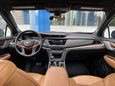 Used 2021 Cadillac XT5 Premium Luxury w/ LPO, Floor Liner Package AWD/4WD image 26