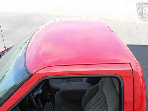 Used 2001 Chevrolet S10 Pickup Xtreme w/ Preferred Equipment Group image 31