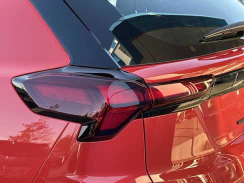 New 2027 Chevrolet Bolt RS w/ Technology Package FWD image 11