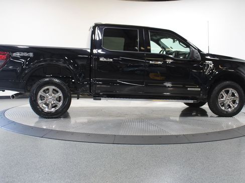 Used 2024 Ford F150 XLT w/ Mobile Office Package image 18