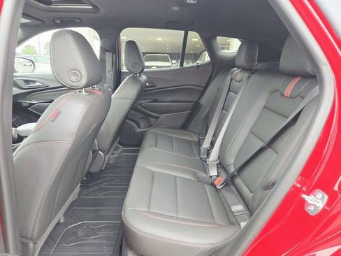 New 2026 Chevrolet Trax RS w/ Sunroof Package FWD image 10