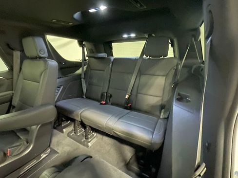 Used 2023 Chevrolet Tahoe Z71 w/ Luxury Package image 26