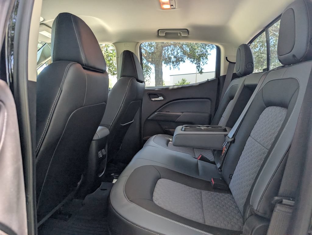 Used 2021 Chevrolet Colorado Z71 w/ Z71 Midnight Edition RWD image 17