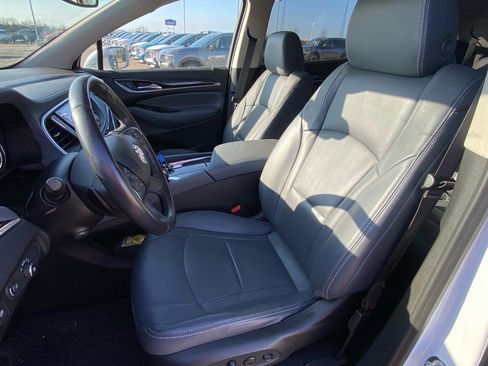 Used 2020 Buick Enclave Premium w/ Sun and Sites Package image 6