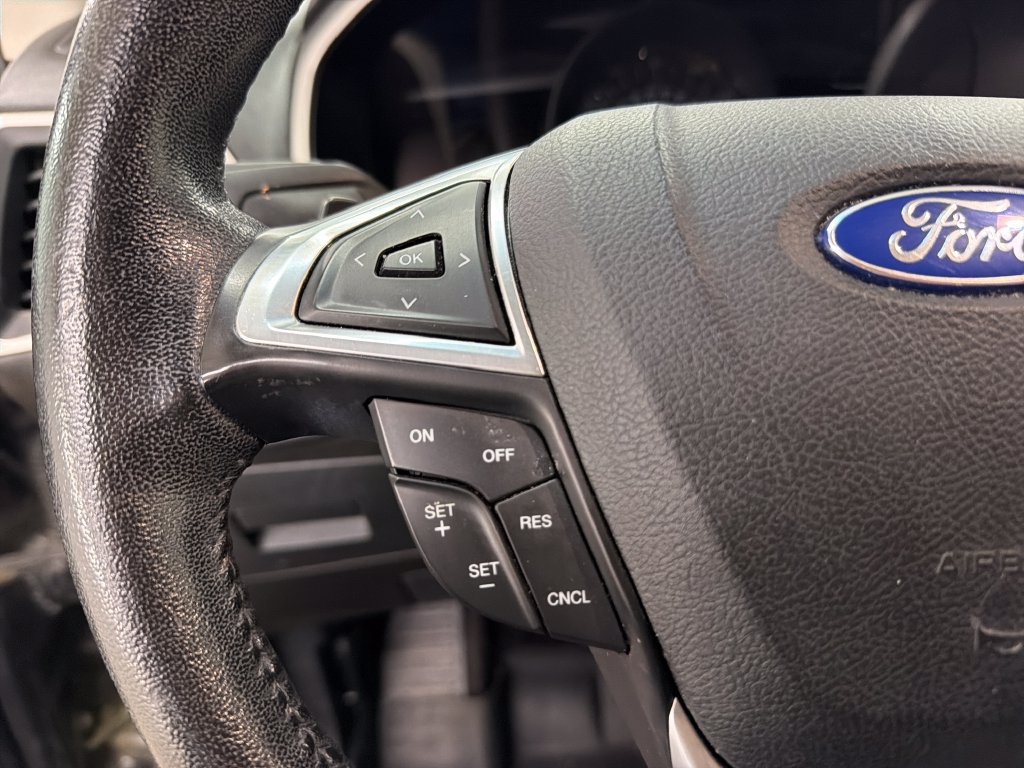 Used 2016 Ford Edge SEL w/ Equipment Group 201A FWD image 19