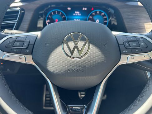 New 2025 Volkswagen Atlas SEL Premium R-Line image 12