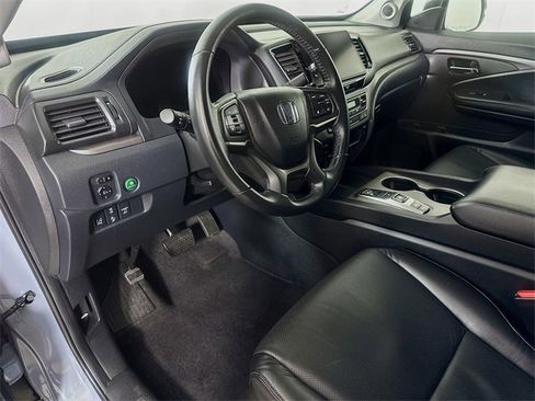 Certified 2024 Honda Ridgeline RTL image 21