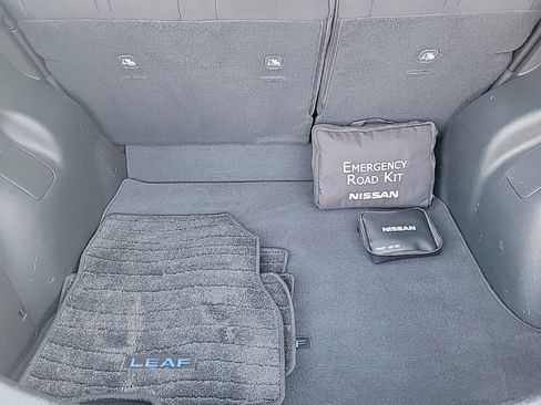 Used 2021 Nissan Leaf SV Plus image 31