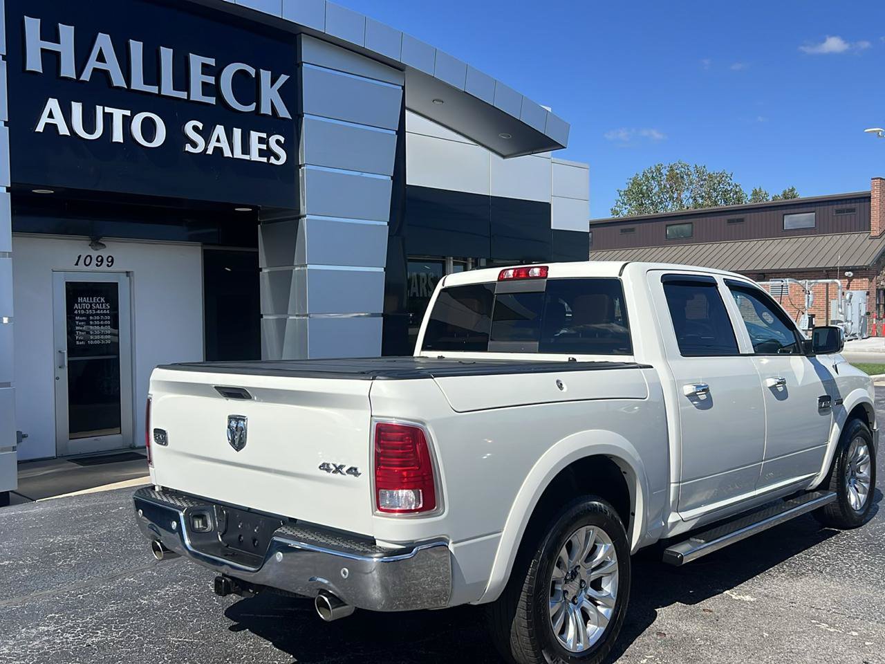 Used 2016 RAM 1500 Laramie Longhorn AWD/4WD image 8