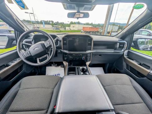 Used 2025 Ford F150 STX w/ Equipment Group 201A FX4 AWD/4WD image 8