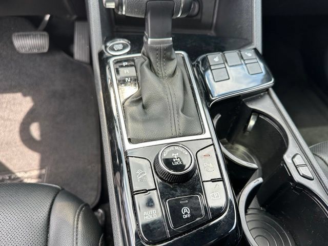 Used 2025 Kia Sportage X-Line w/ Premium Package AWD/4WD image 19