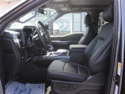 New 2026 Ford F350 Lariat w/ Black Appearance Package AWD/4WD image 30