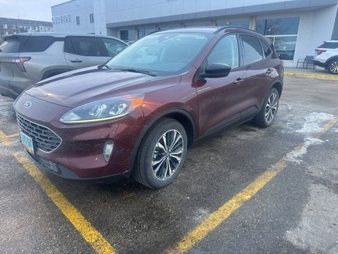 Used 2021 Ford Escape SEL w/ SEL Stealth AWD Package image 4