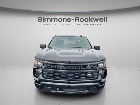 New 2026 Chevrolet Silverado 1500 Custom image 2