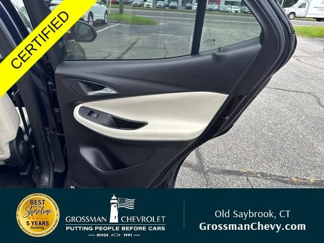 Used 2020 Buick Encore GX Essence w/ Experience Buick Package FWD image 26