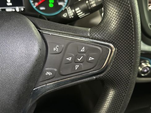 Used 2021 Chevrolet Equinox LS image 13