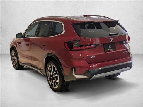 Used 2026 BMW X1 xDrive28i w/ Technology Package image 9
