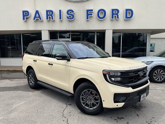 Used 2025 Ford Expedition Active AWD/4WD image 1